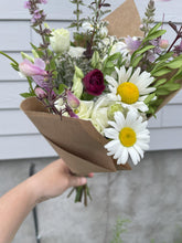 Charger l'image dans la galerie, Bouquet de fleurs coupées